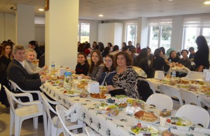Kardeş Kurumla Sabah Kahvaltısı