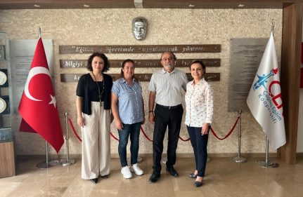 NİLÜFER MUSIKİ DERNEĞİ'NDEN ÇEK'E NEZAKET ZİYARETİ